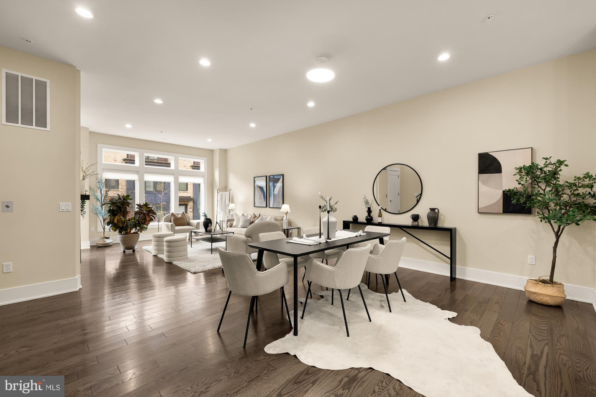 GROSVENOR HEIGHTS - Residential Lease