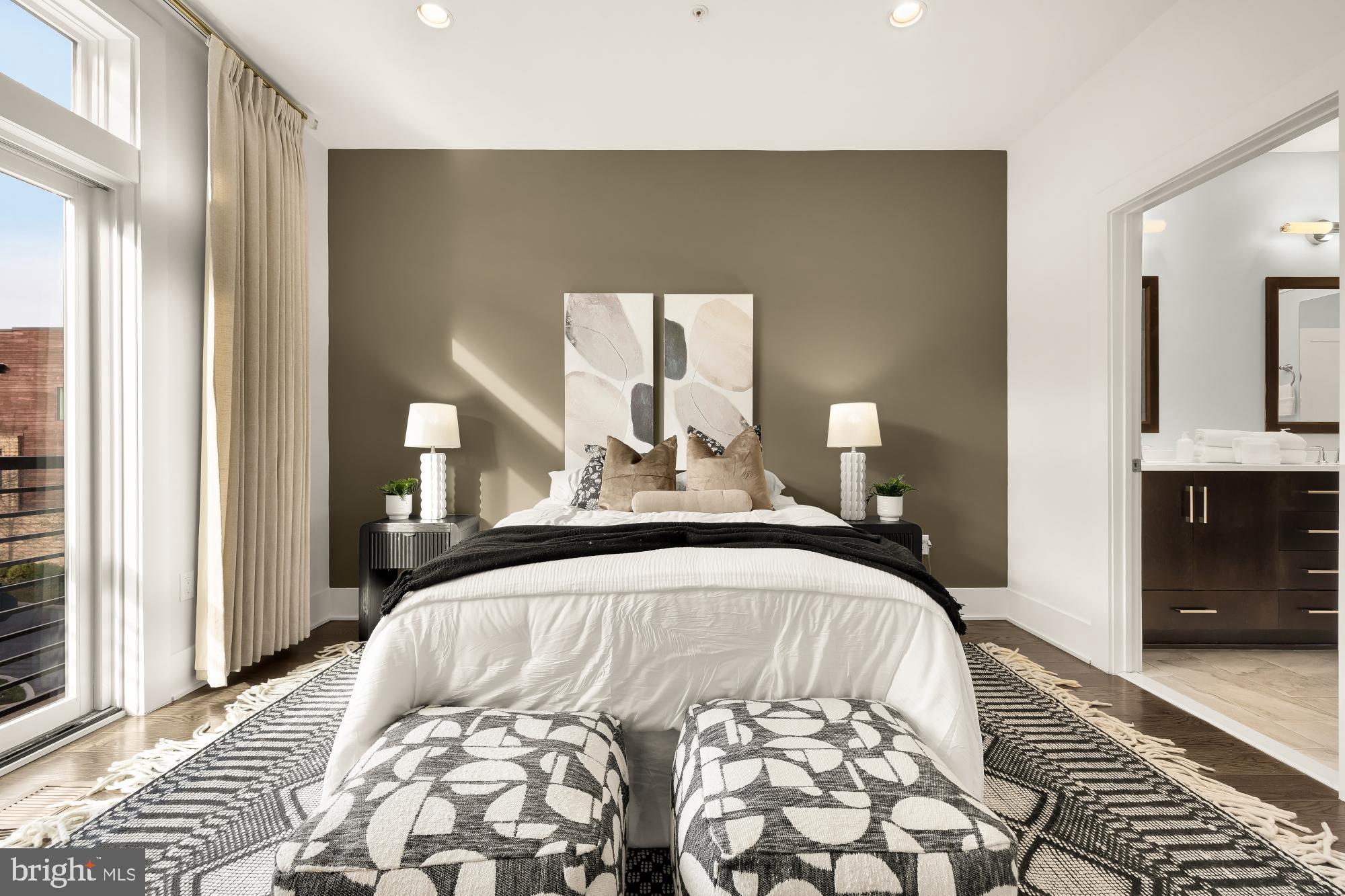 GROSVENOR HEIGHTS - Residential Lease