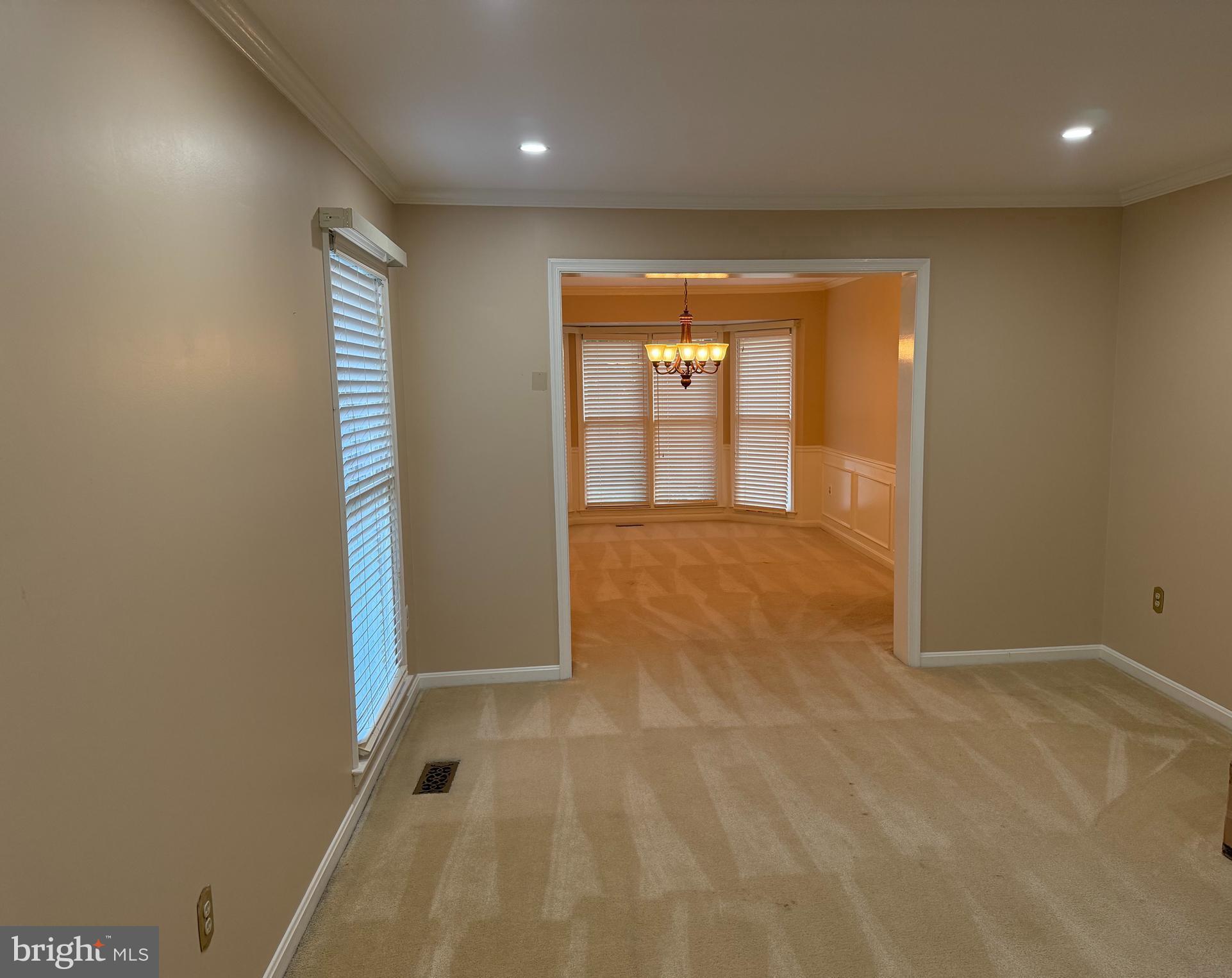 LAKE RIDGE - SPRINGWOODS - Residential Lease