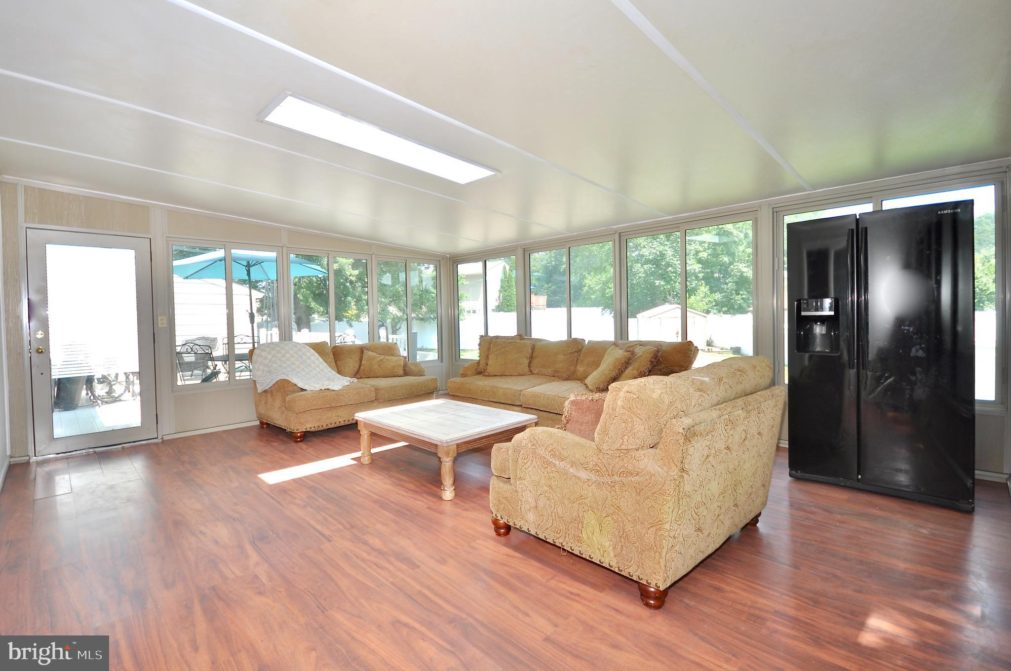 ROSEWOOD PARK - Residential