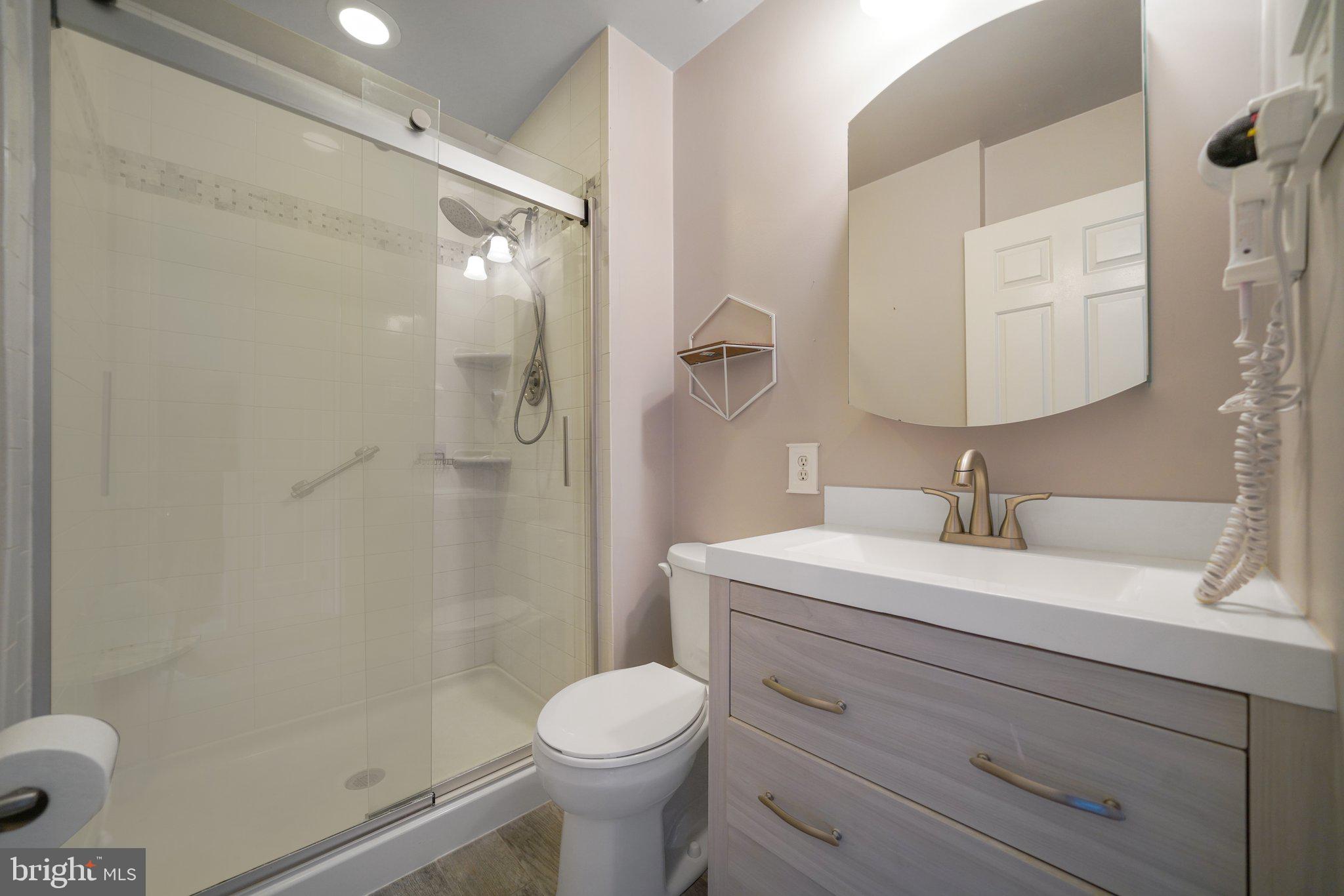 DUPORTAIL VILLAGE - Residential Lease