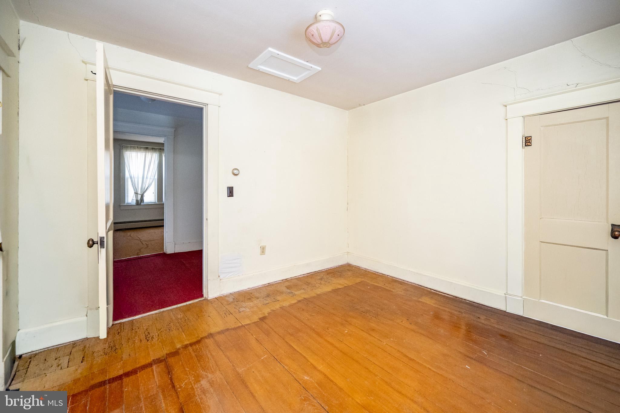 OAKLAND - Residential