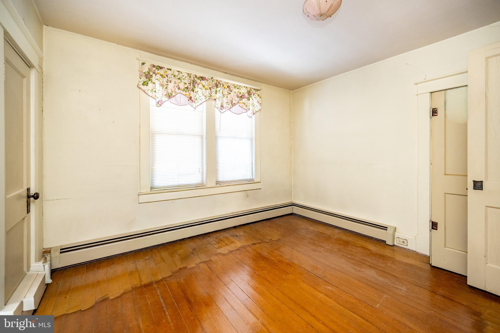 OAKLAND - Residential