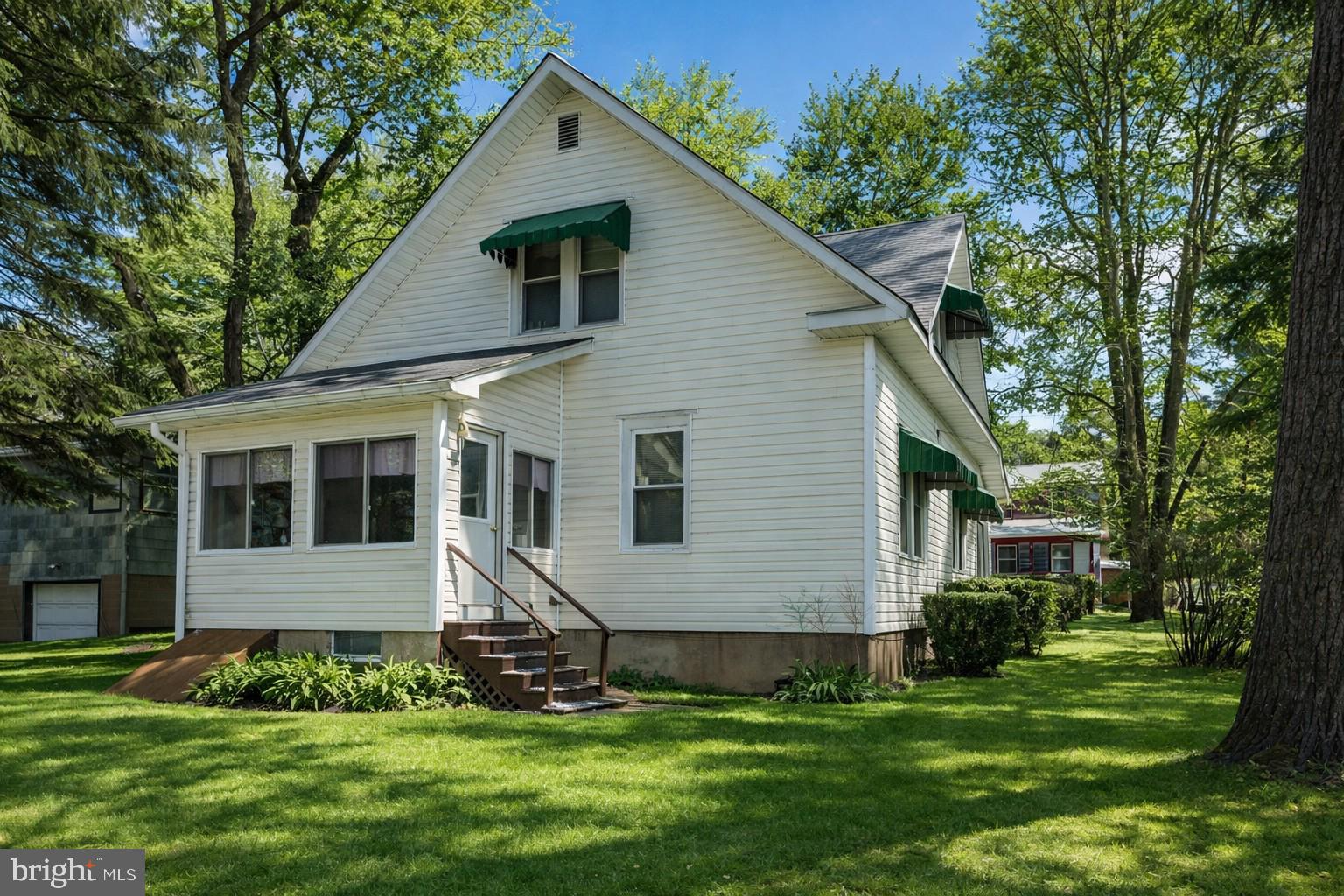 OAKLAND - Residential