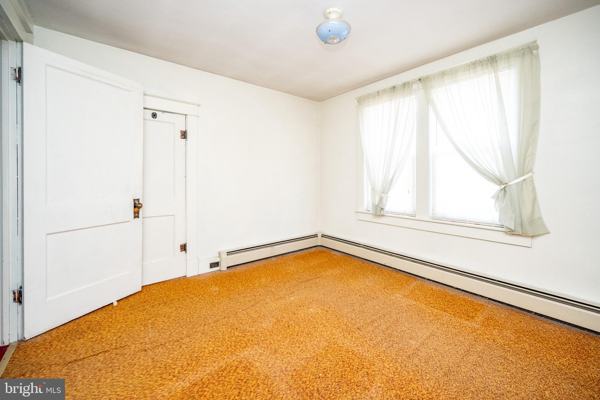 OAKLAND - Residential