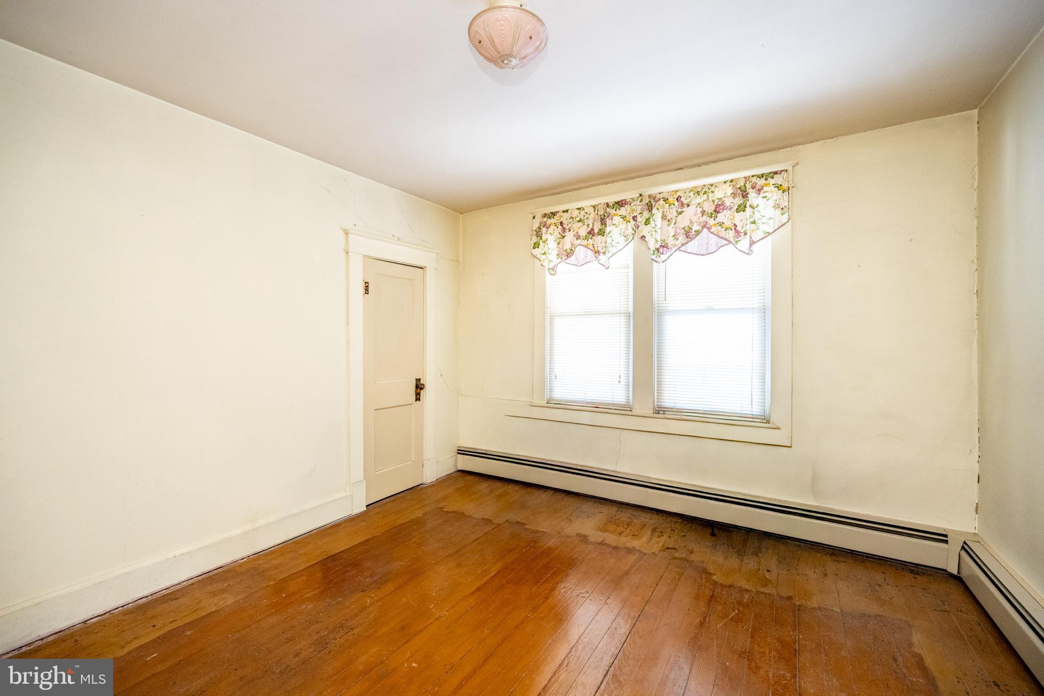 OAKLAND - Residential