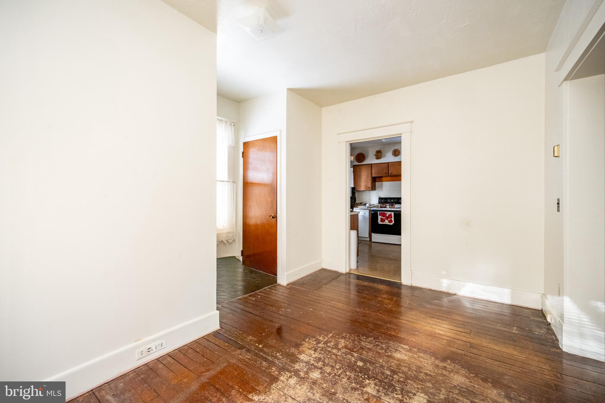 OAKLAND - Residential