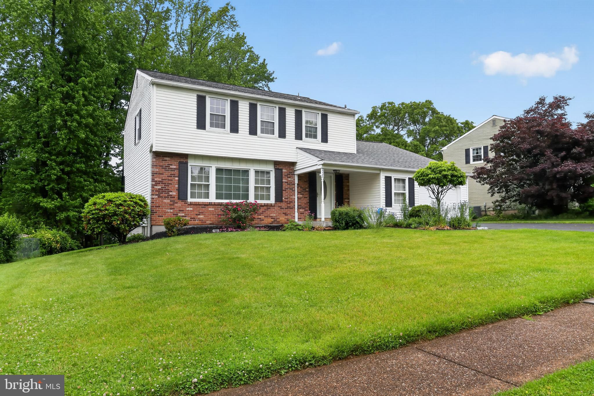 2223 ROSEWOOD DRIVE