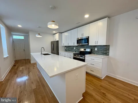 MLS: MDBA2218672