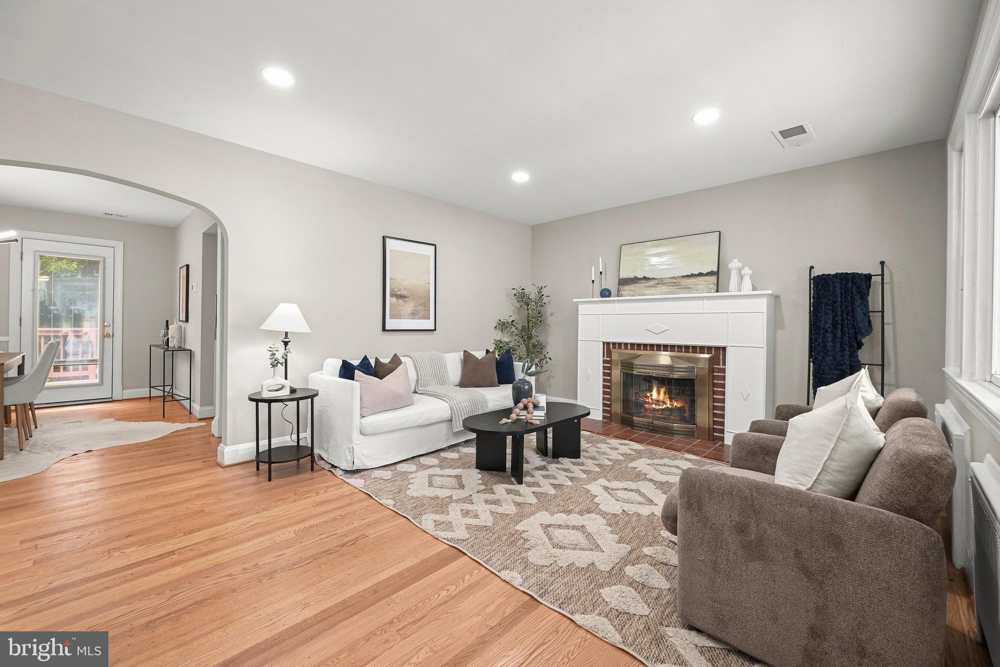 410 DARLENE AVENUE