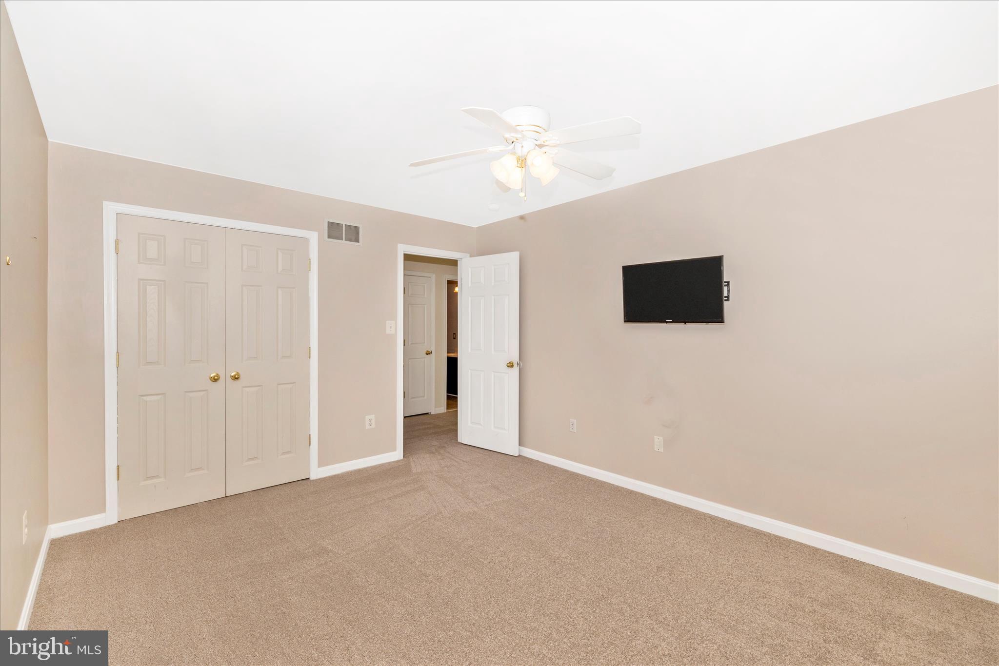 SUMMIT RIDGE - Residential