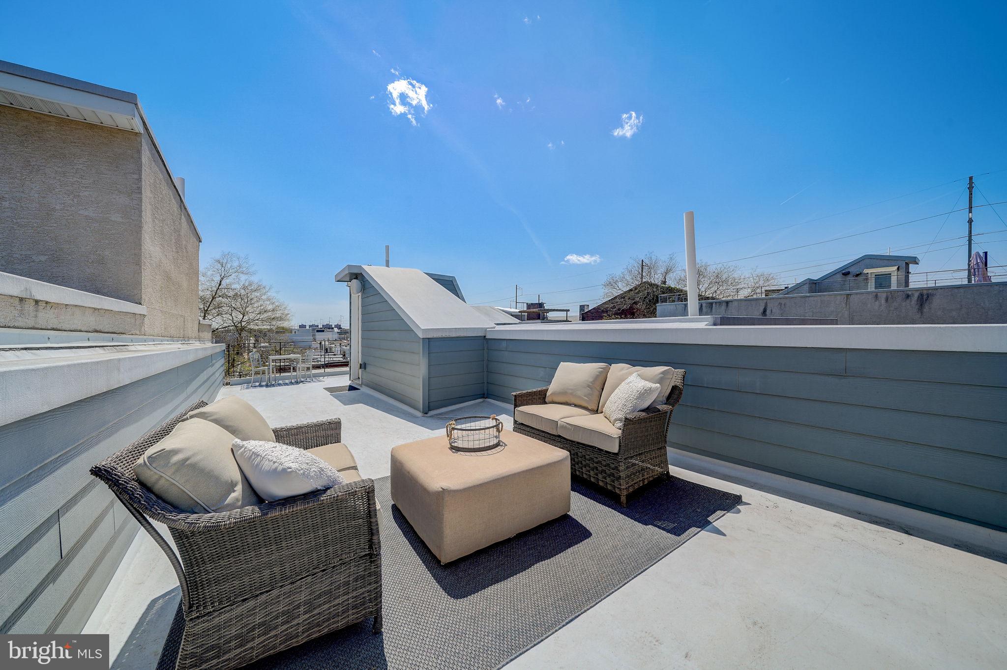 POINT BREEZE - Residential