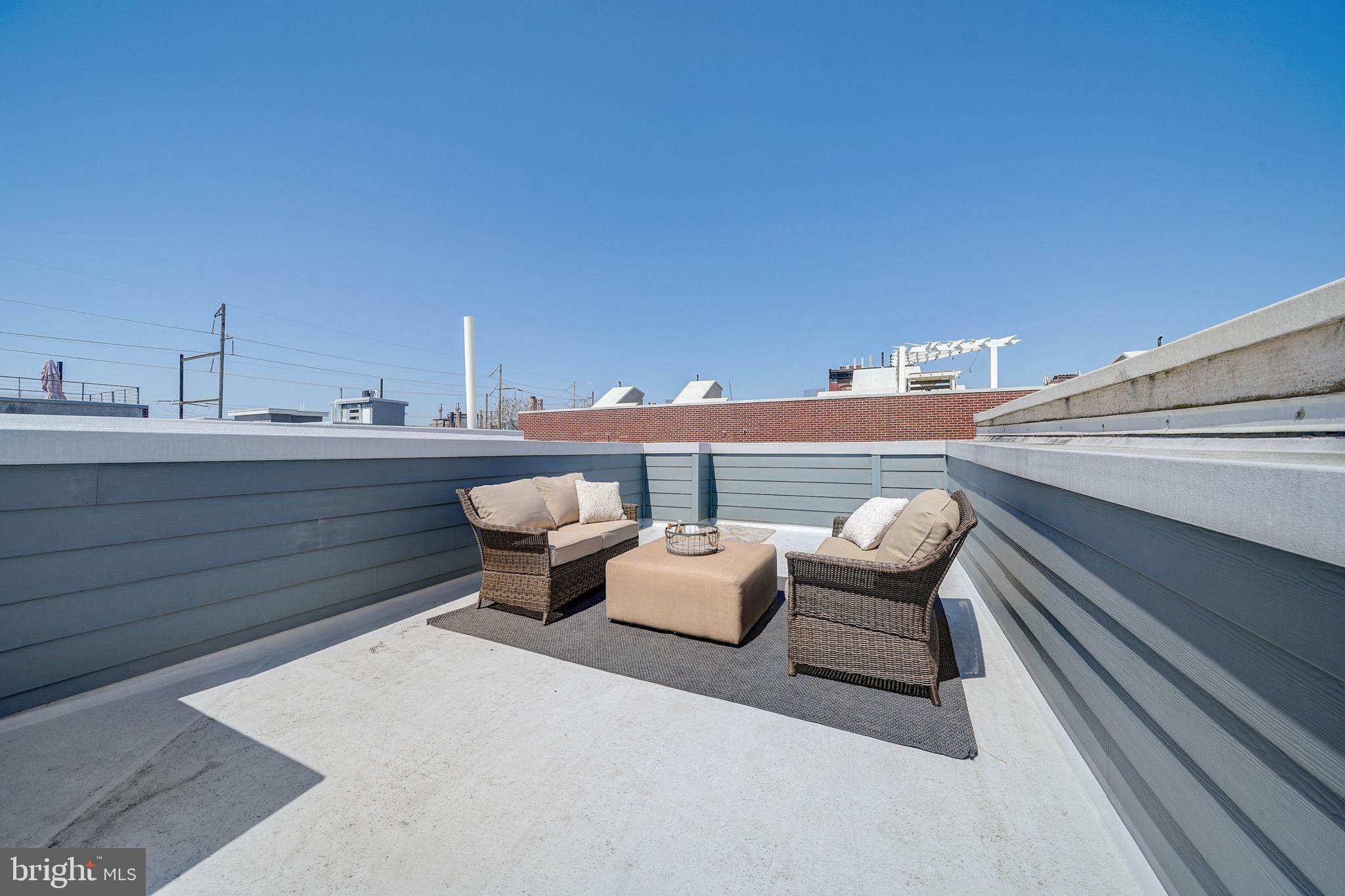 POINT BREEZE - Residential