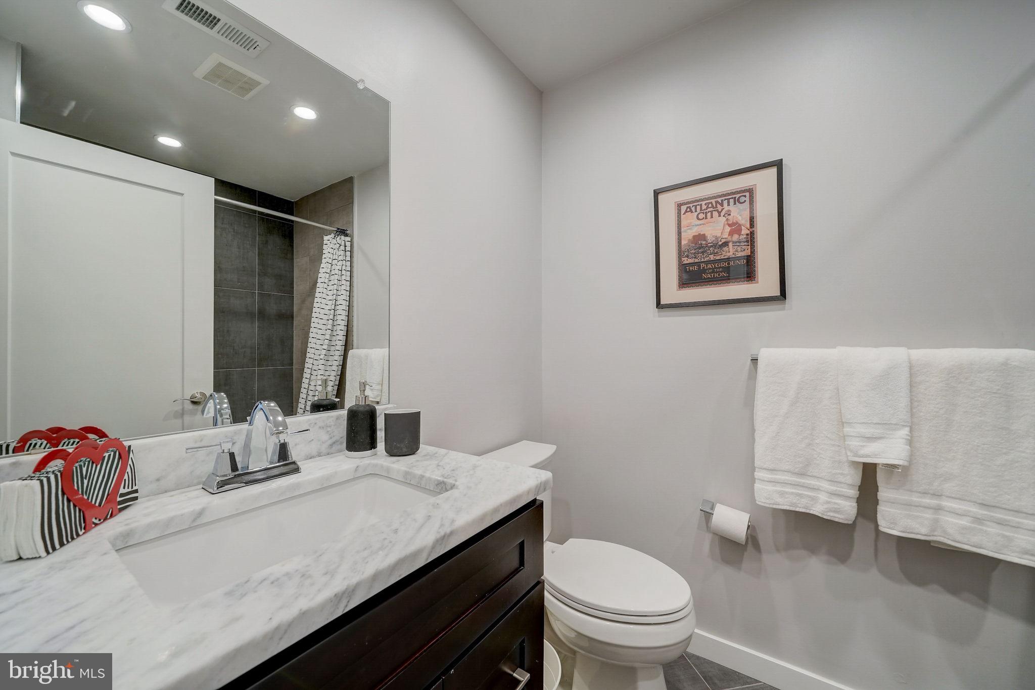 POINT BREEZE - Residential