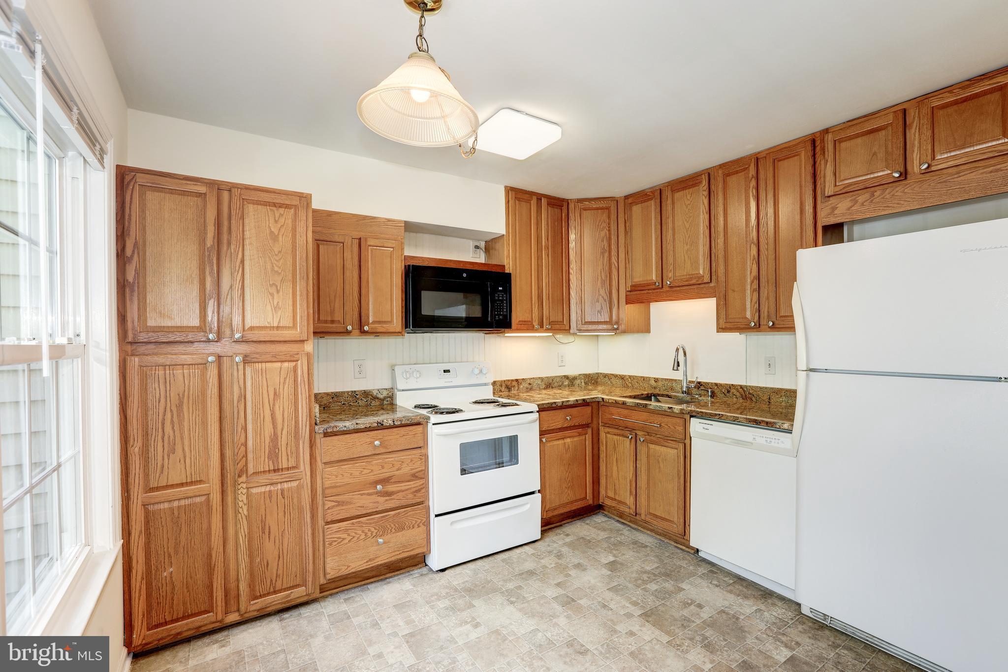 GREENS OF WARTHER - Residential Lease