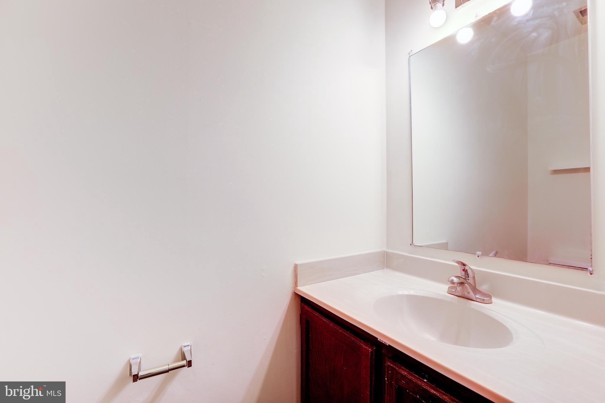 GREENS OF WARTHER - Residential Lease