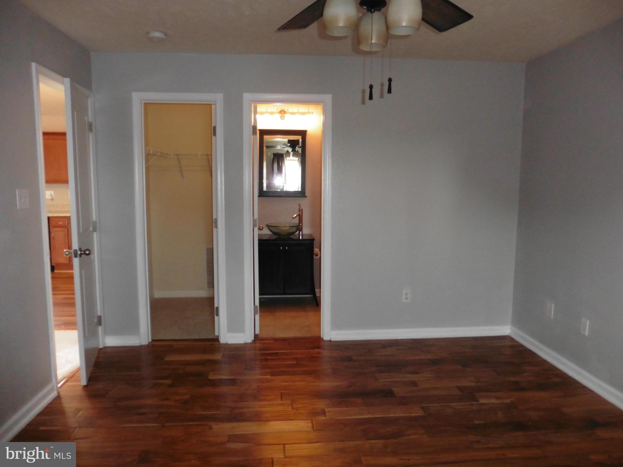 CRESTFIELD - Residential