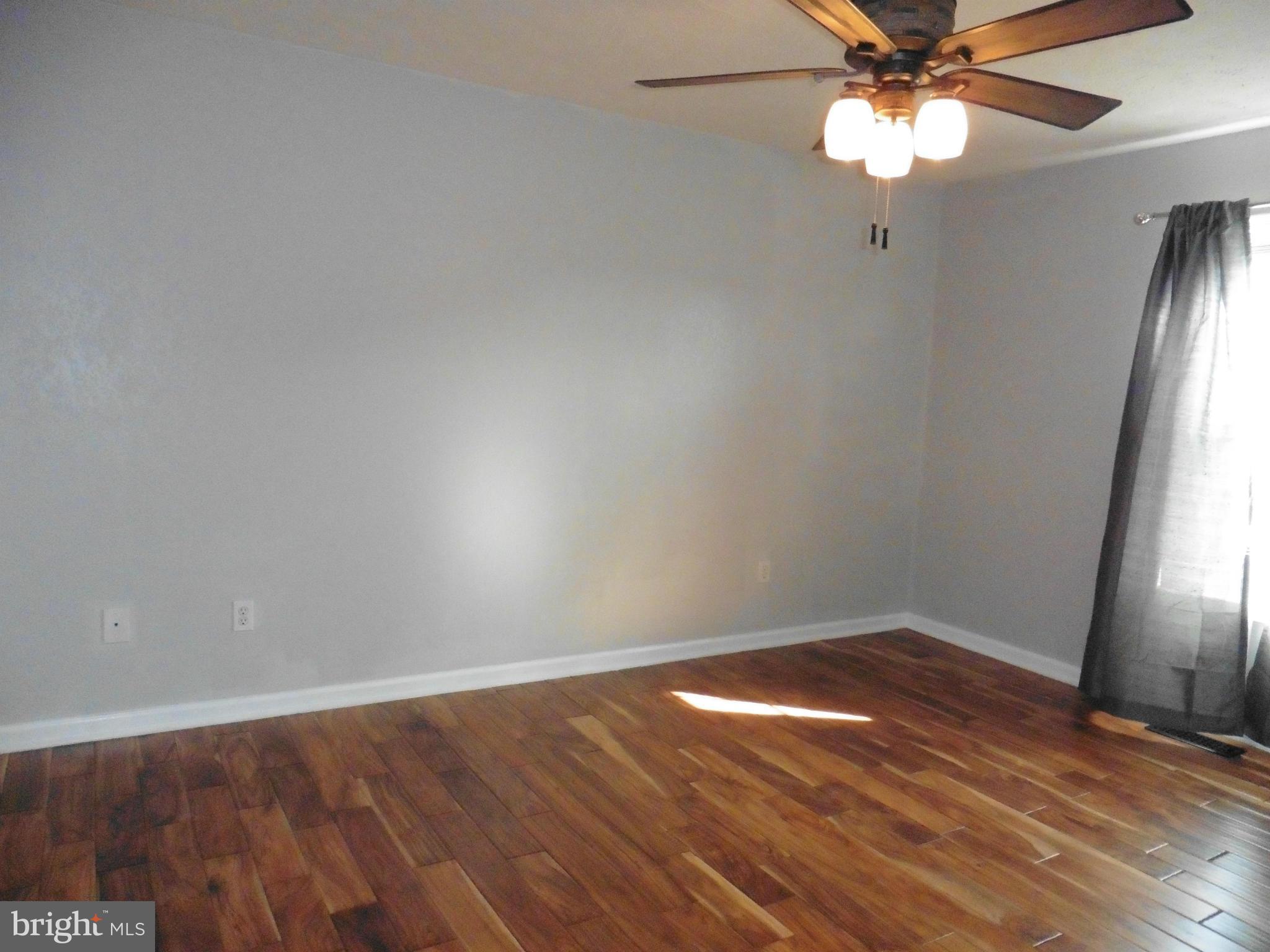 CRESTFIELD - Residential