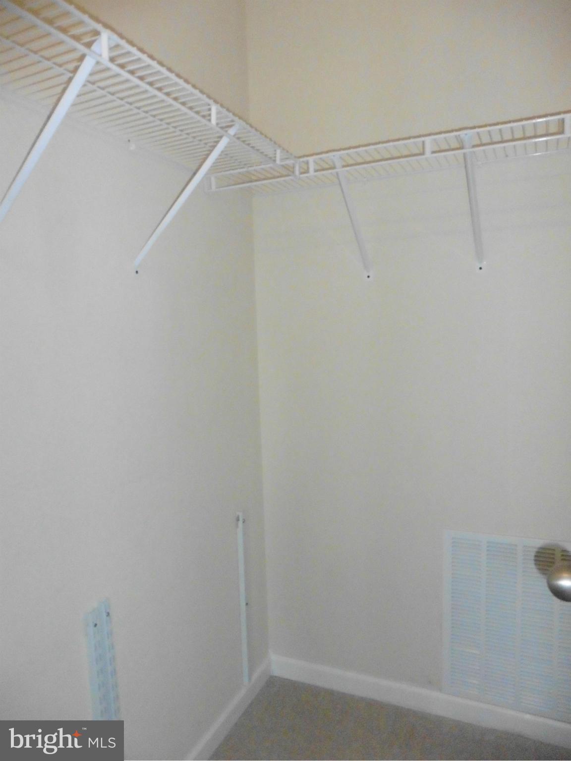 CRESTFIELD - Residential