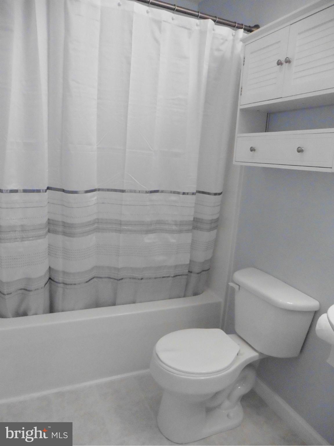 CRESTFIELD - Residential