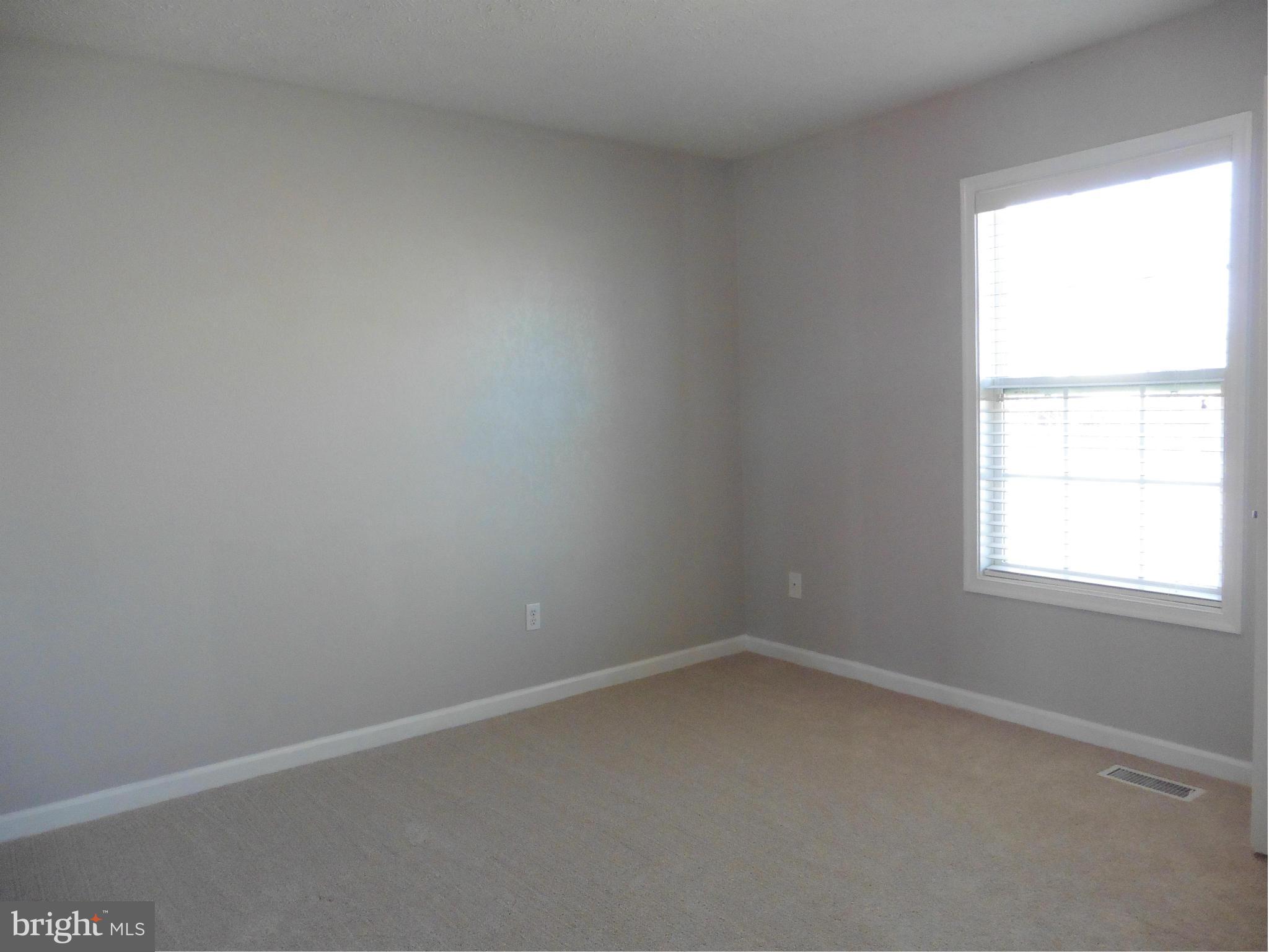 CRESTFIELD - Residential