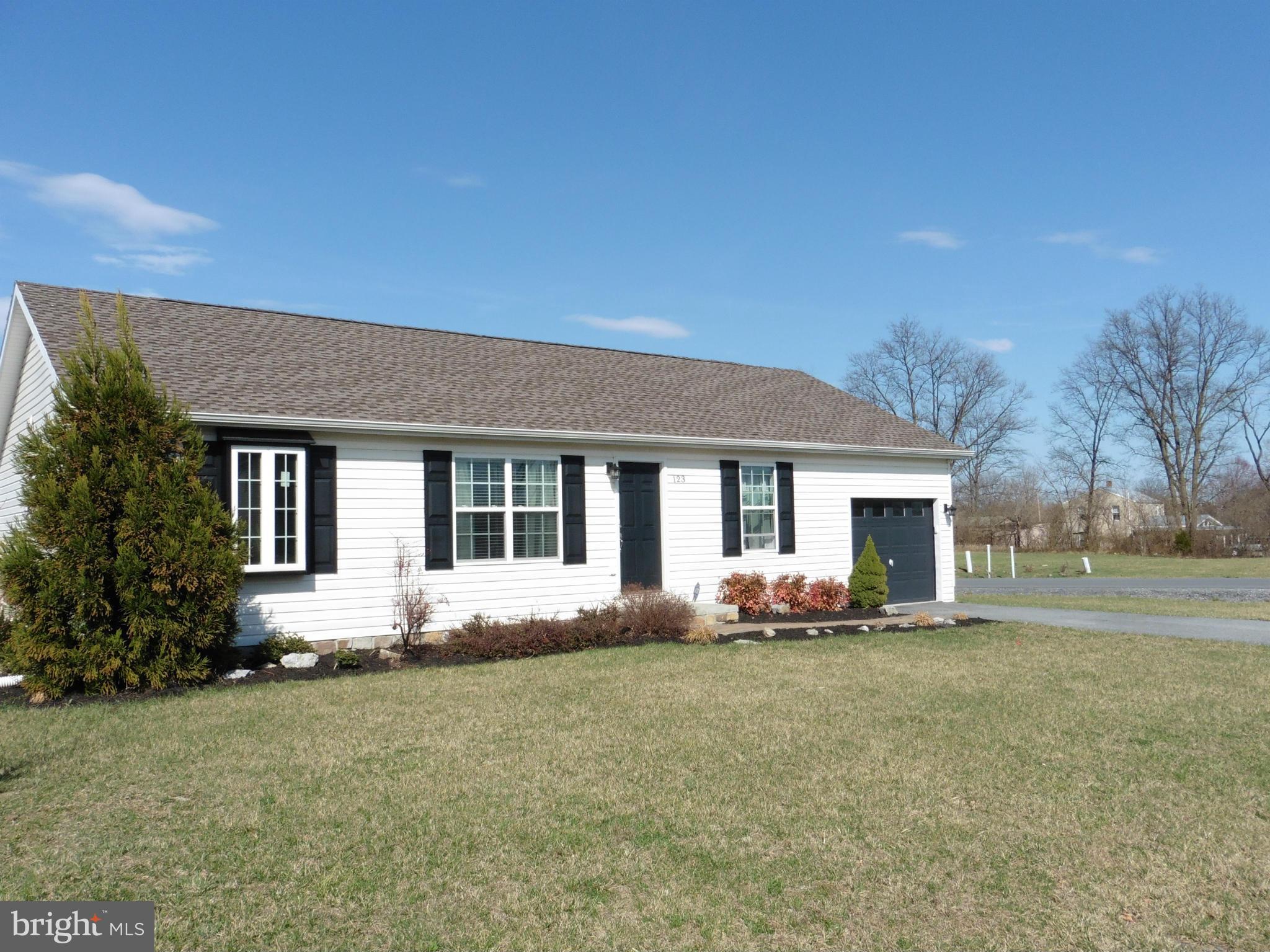 CRESTFIELD - Residential