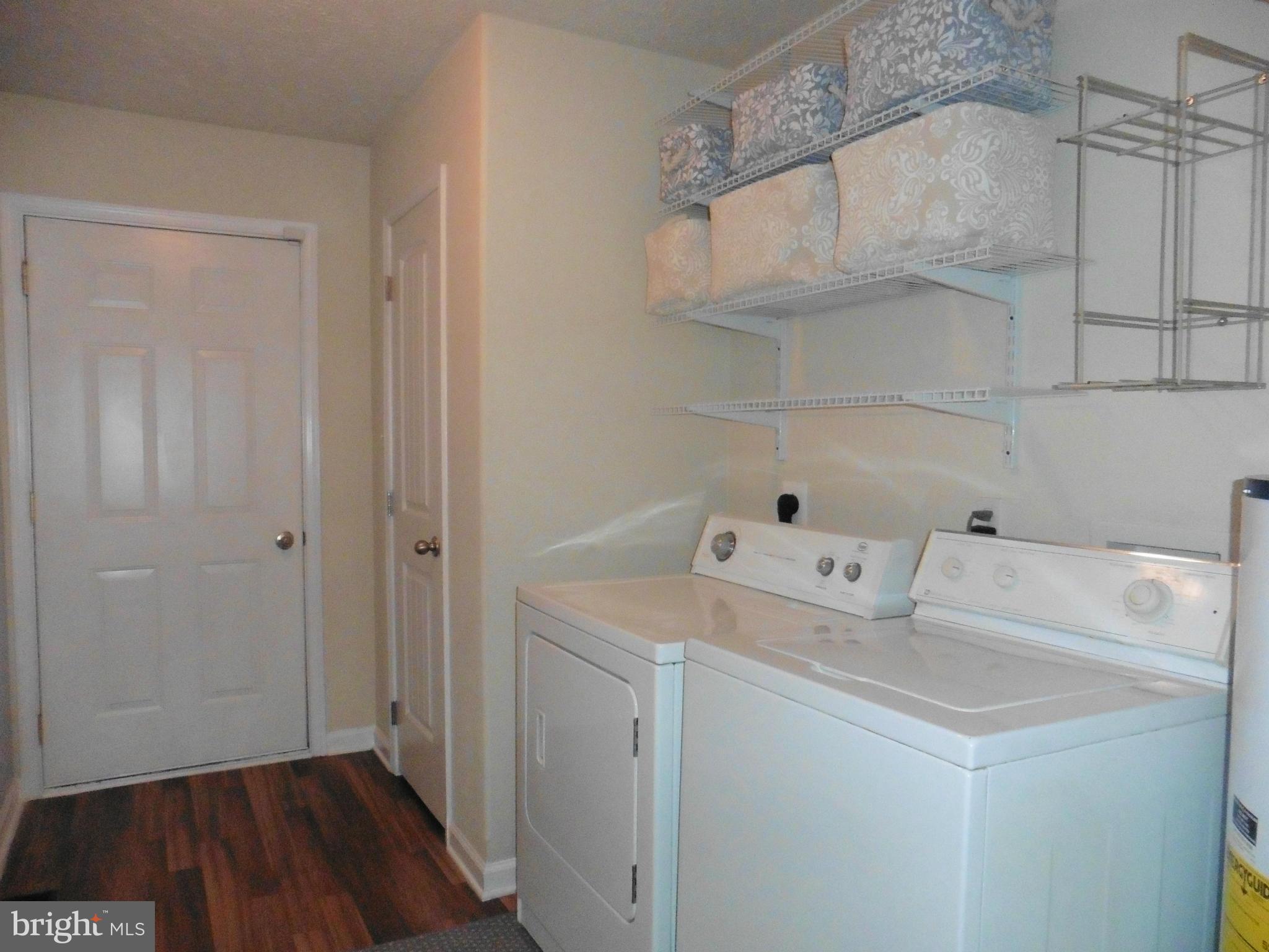 CRESTFIELD - Residential