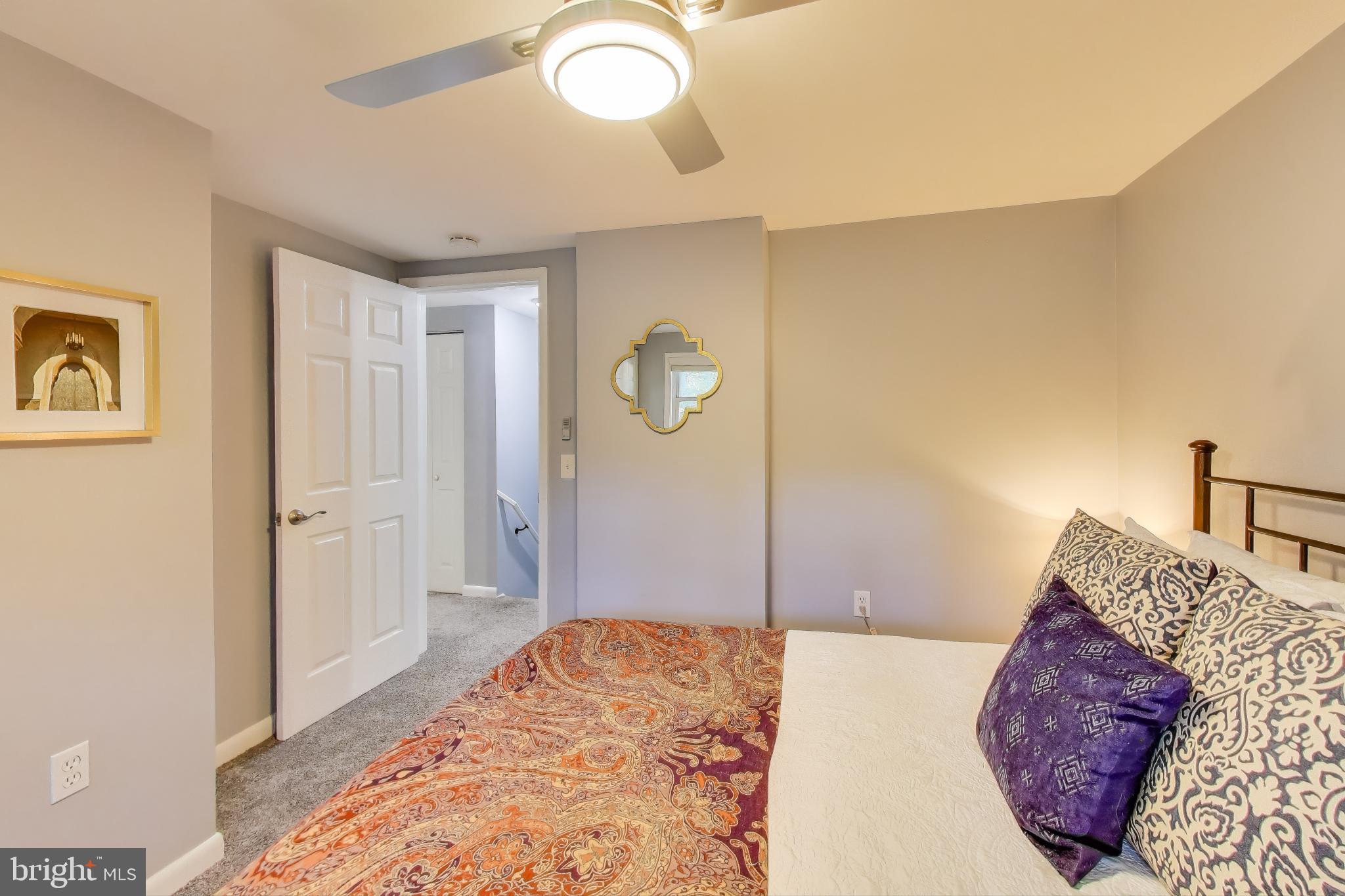 OAKLAND TERRACE - Residential