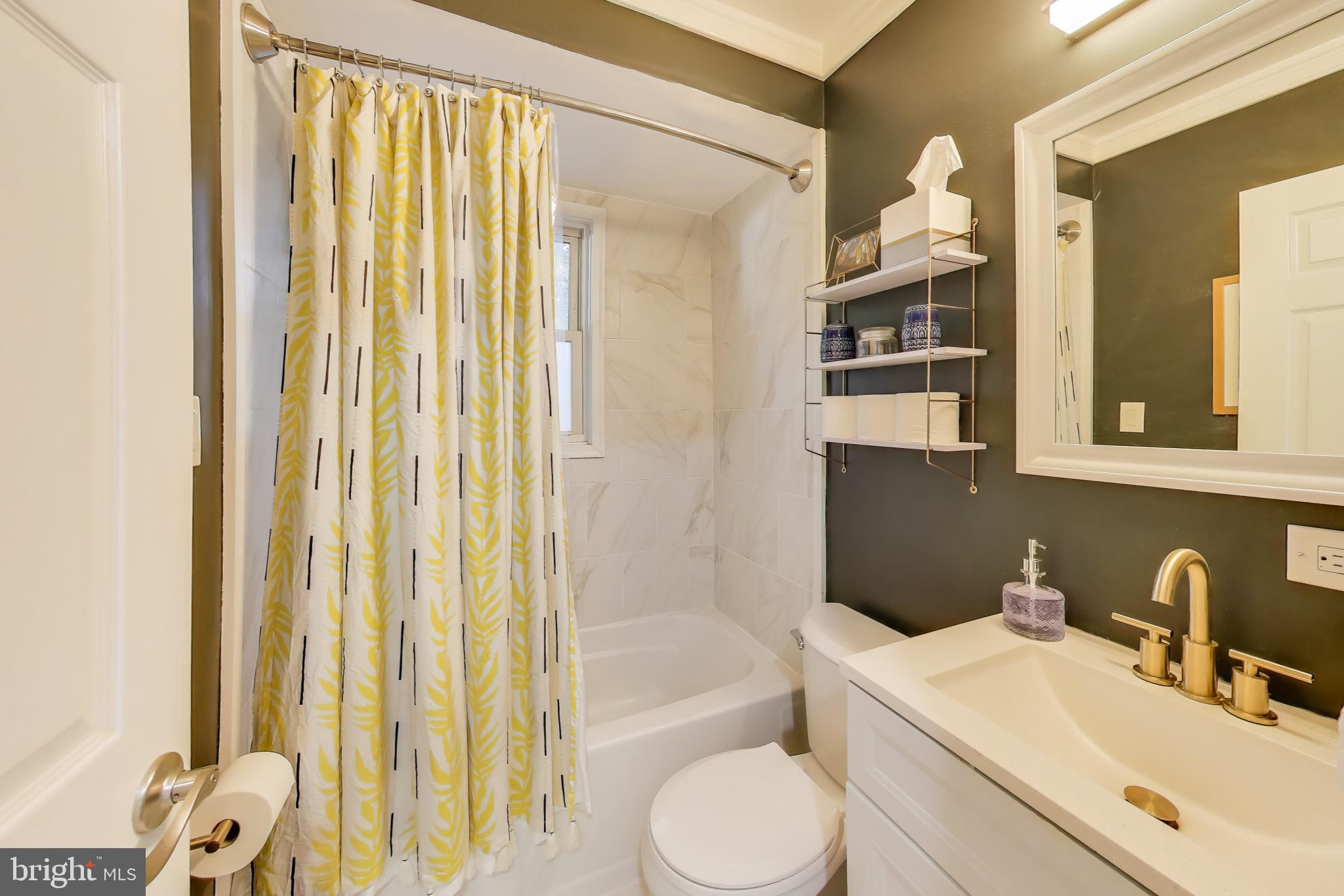 OAKLAND TERRACE - Residential