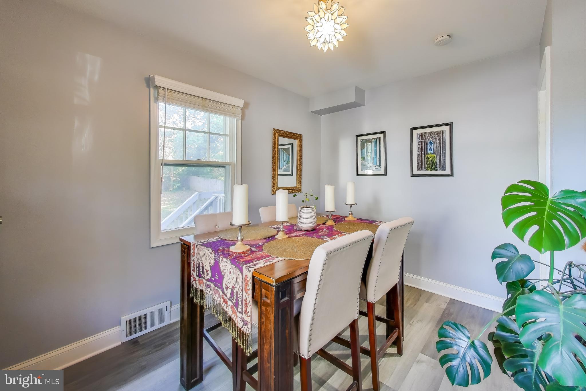 OAKLAND TERRACE - Residential