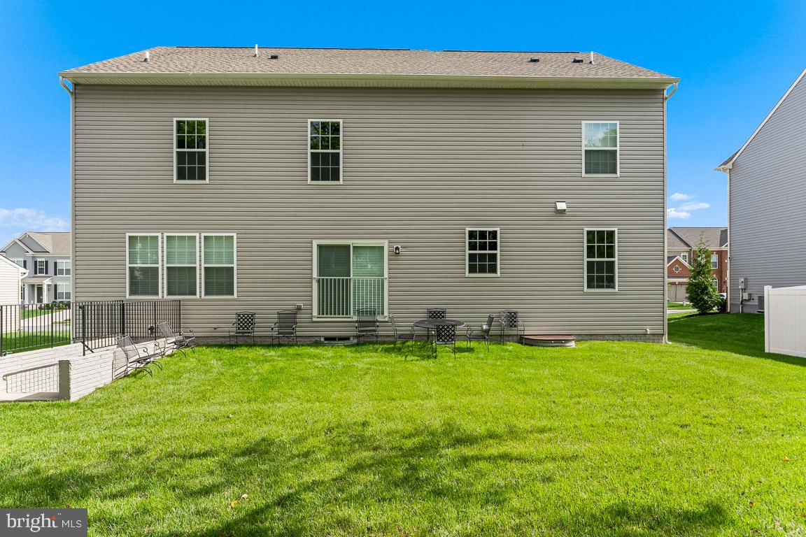 THE VINEYARDS - Residential