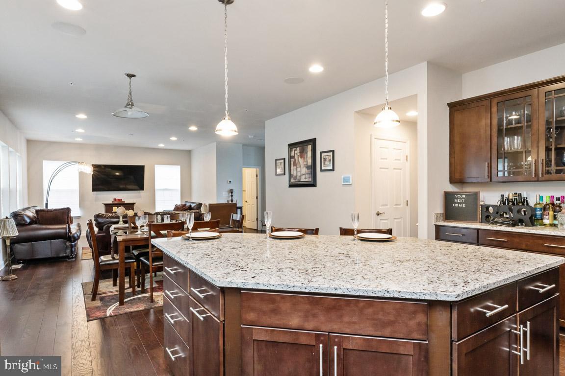 THE VINEYARDS - Residential