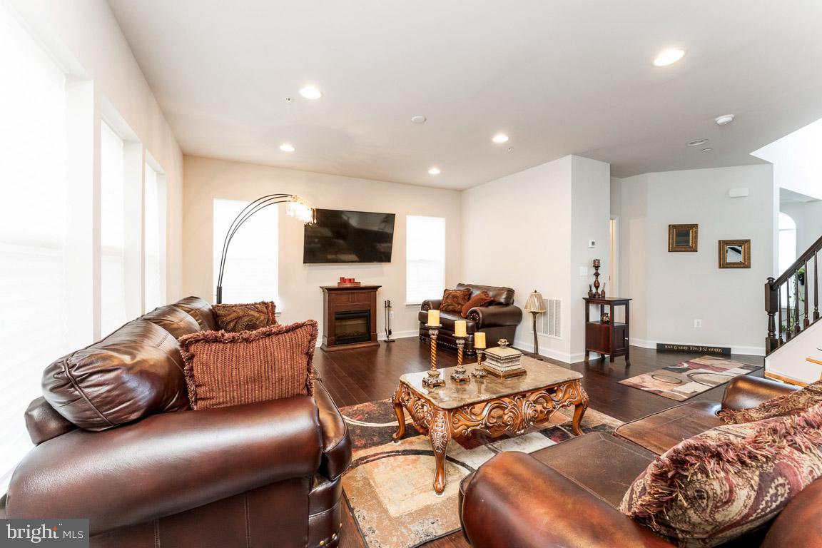 THE VINEYARDS - Residential