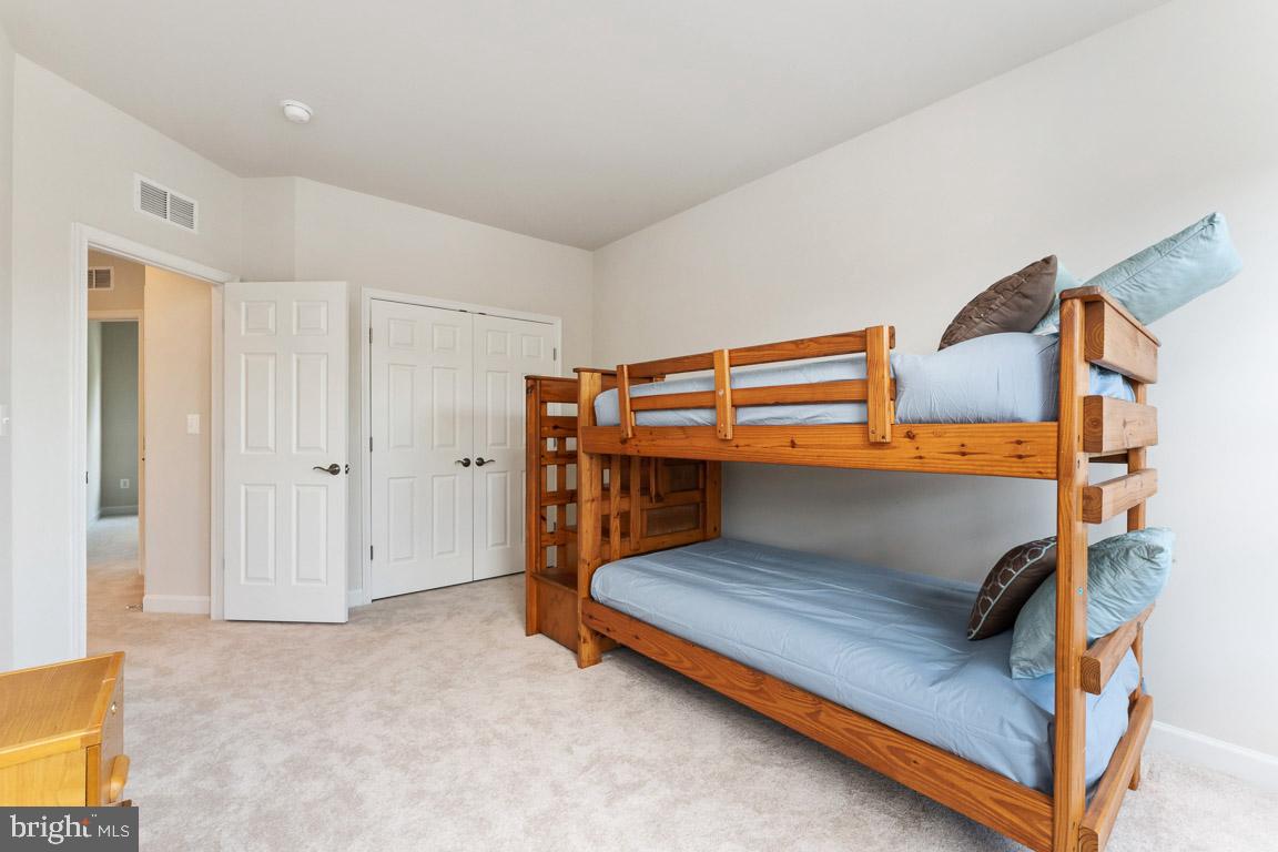 THE VINEYARDS - Residential