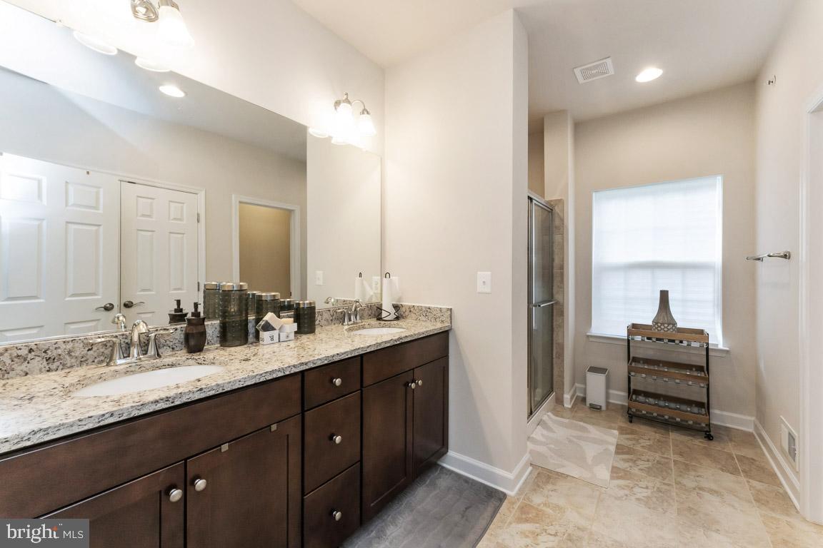 THE VINEYARDS - Residential