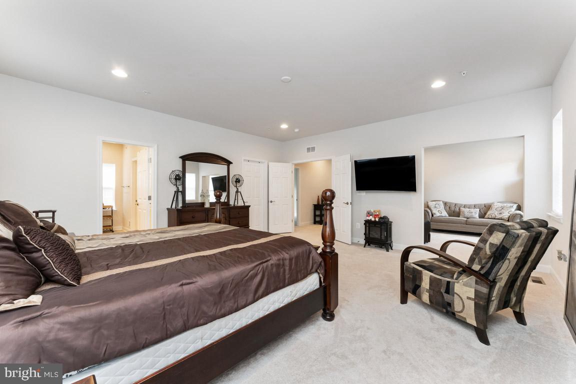 THE VINEYARDS - Residential