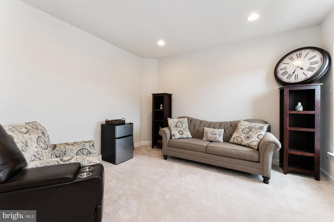 THE VINEYARDS - Residential