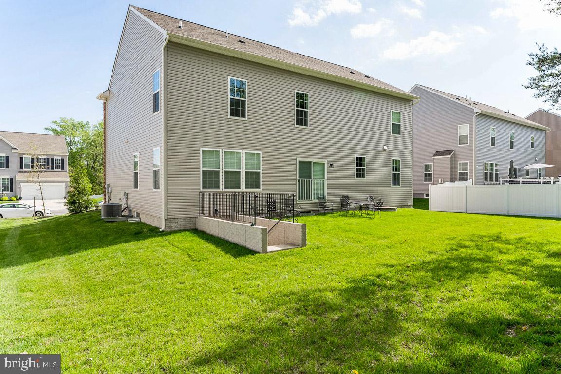 THE VINEYARDS - Residential