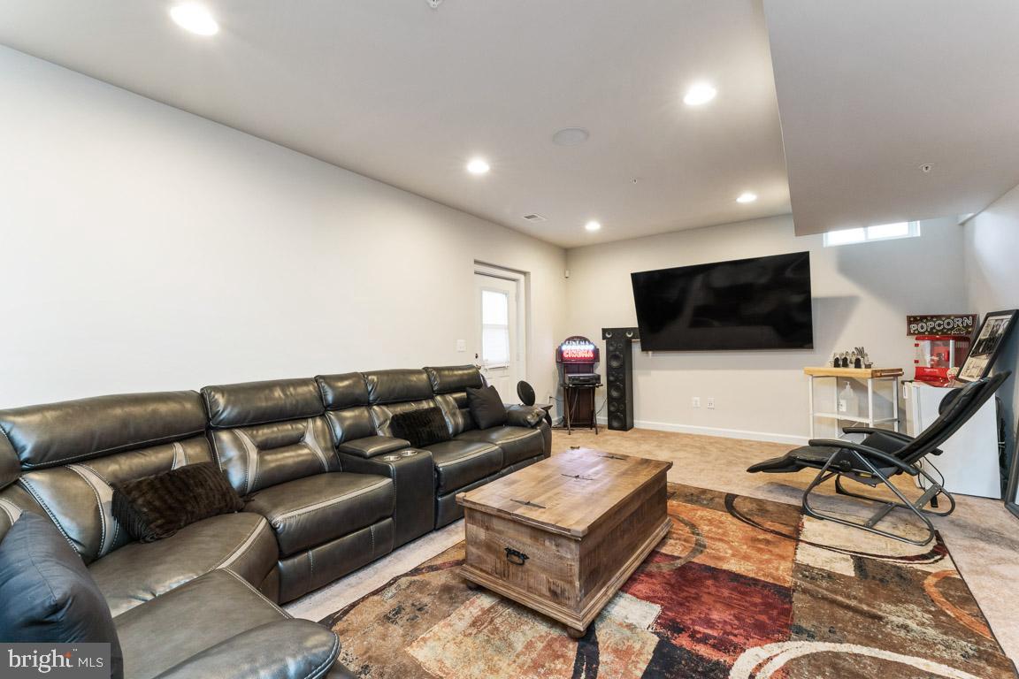 THE VINEYARDS - Residential