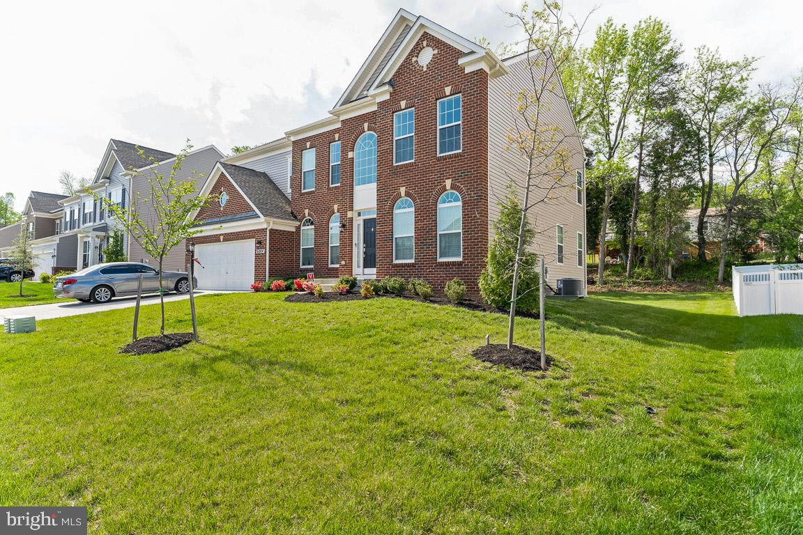 THE VINEYARDS - Residential