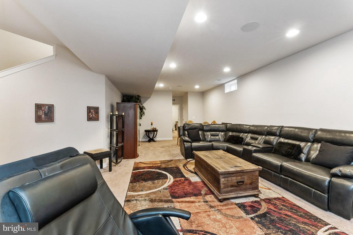 THE VINEYARDS - Residential