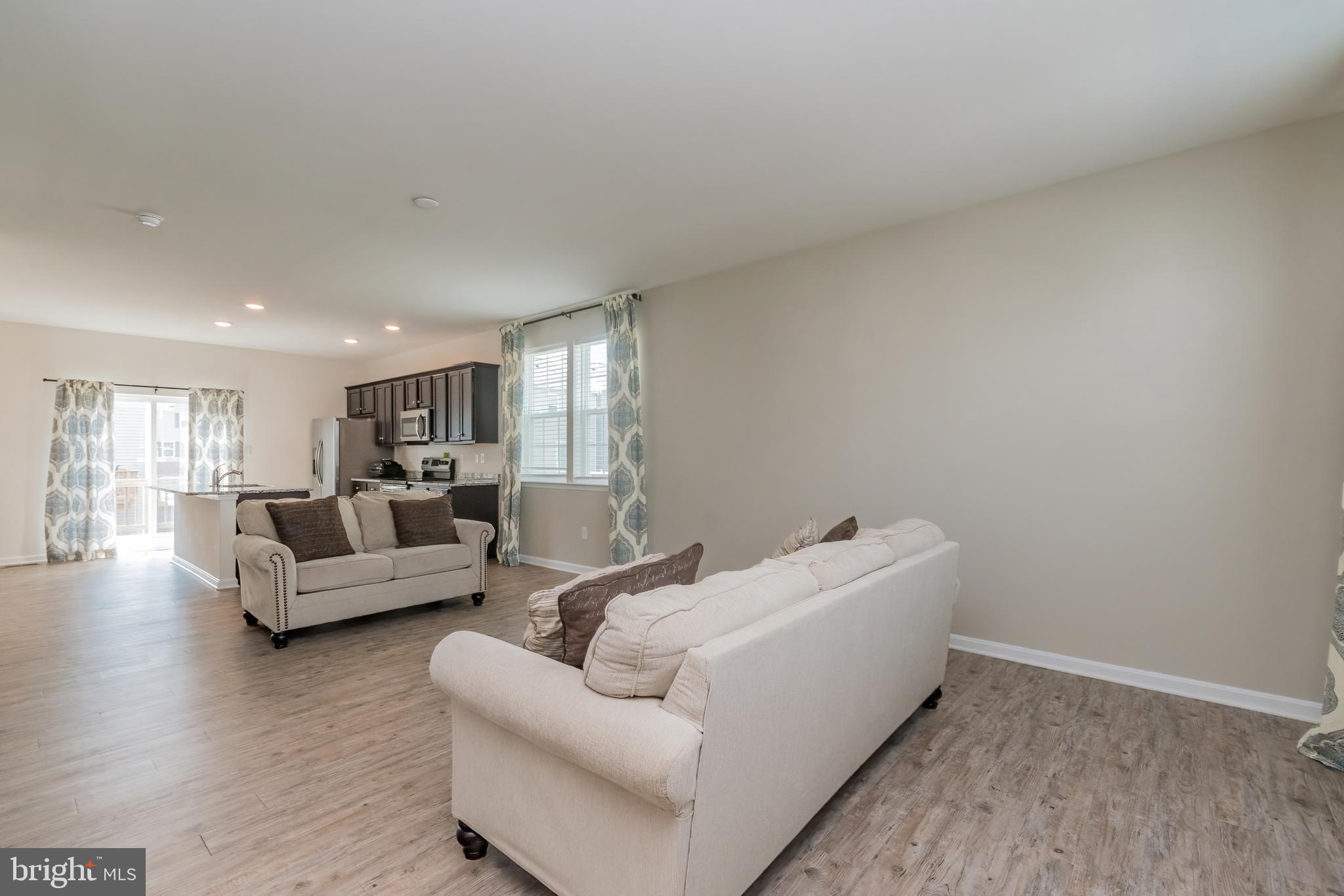 BERKELEY RIDGE - Residential