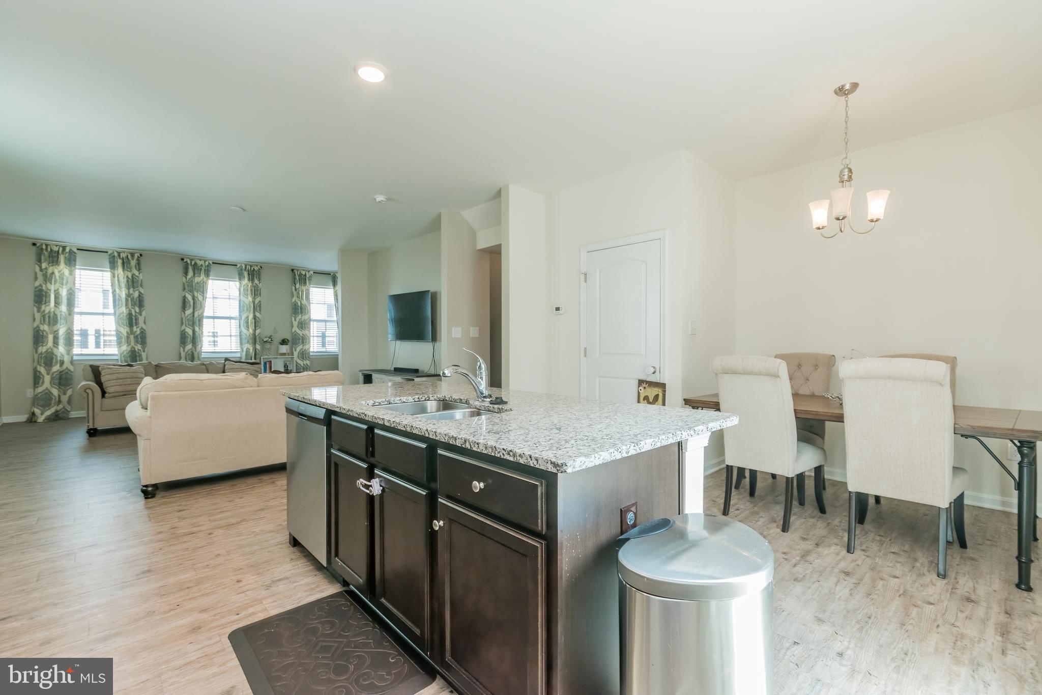 BERKELEY RIDGE - Residential