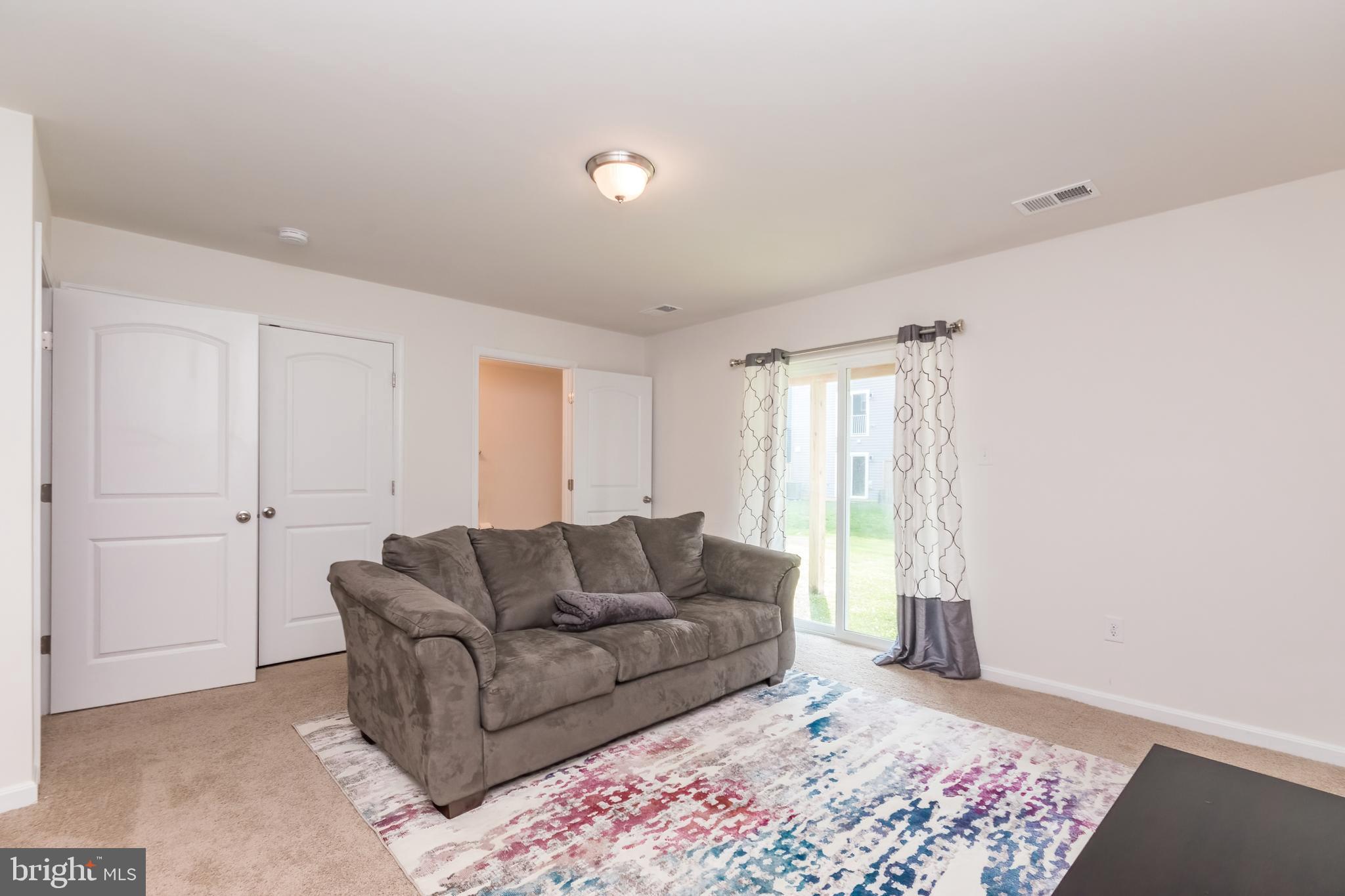 BERKELEY RIDGE - Residential