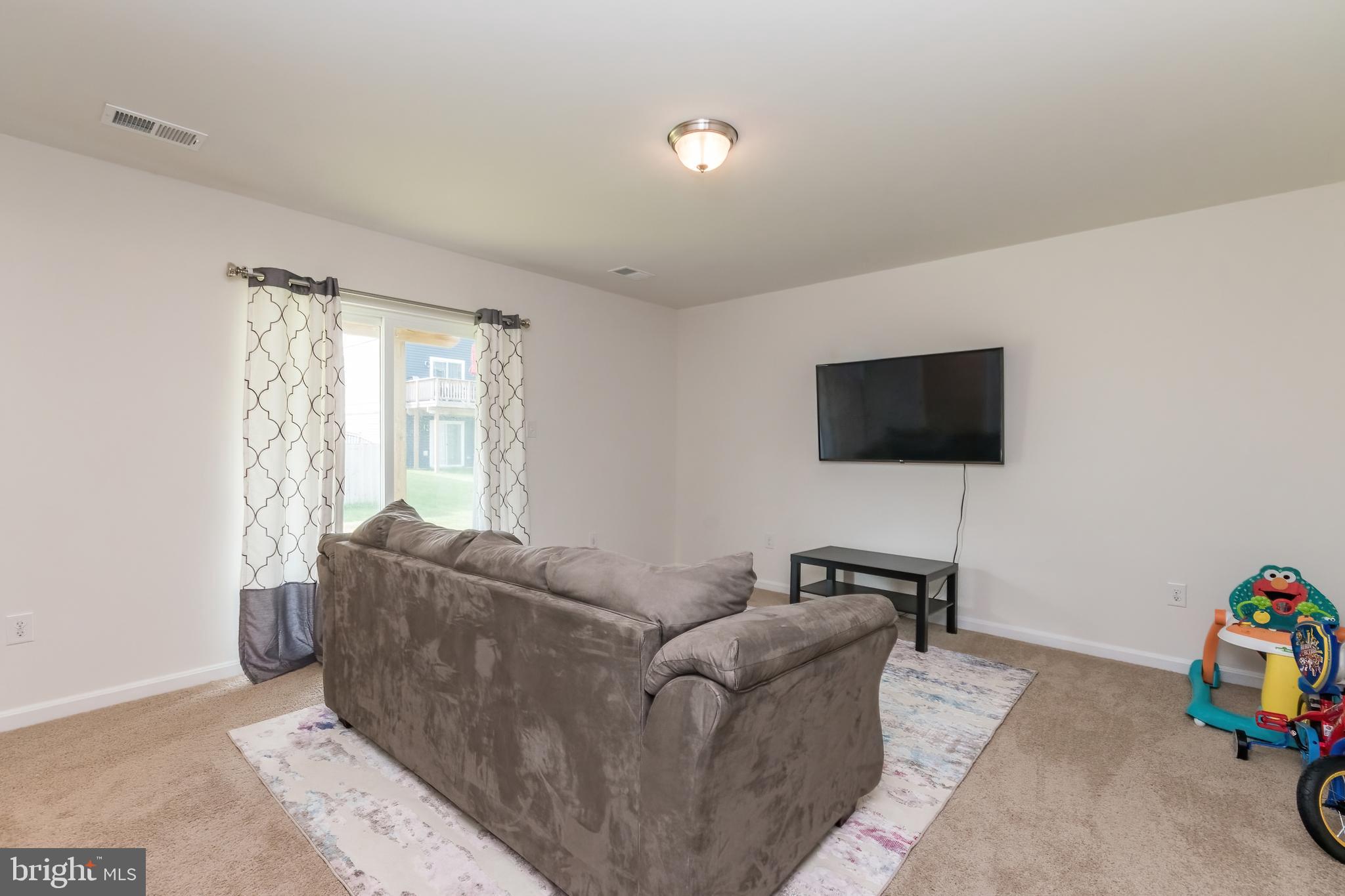 BERKELEY RIDGE - Residential