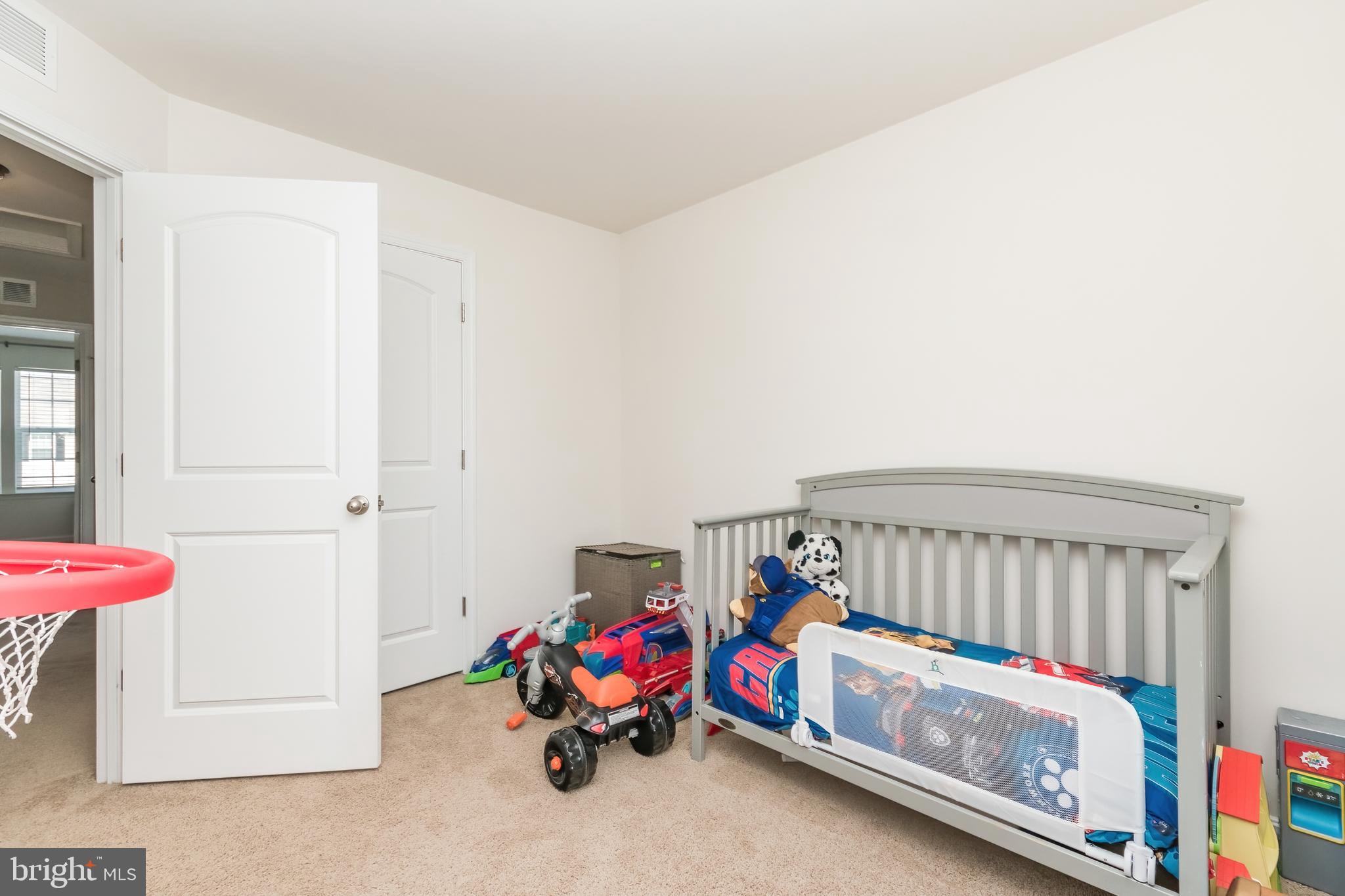 BERKELEY RIDGE - Residential