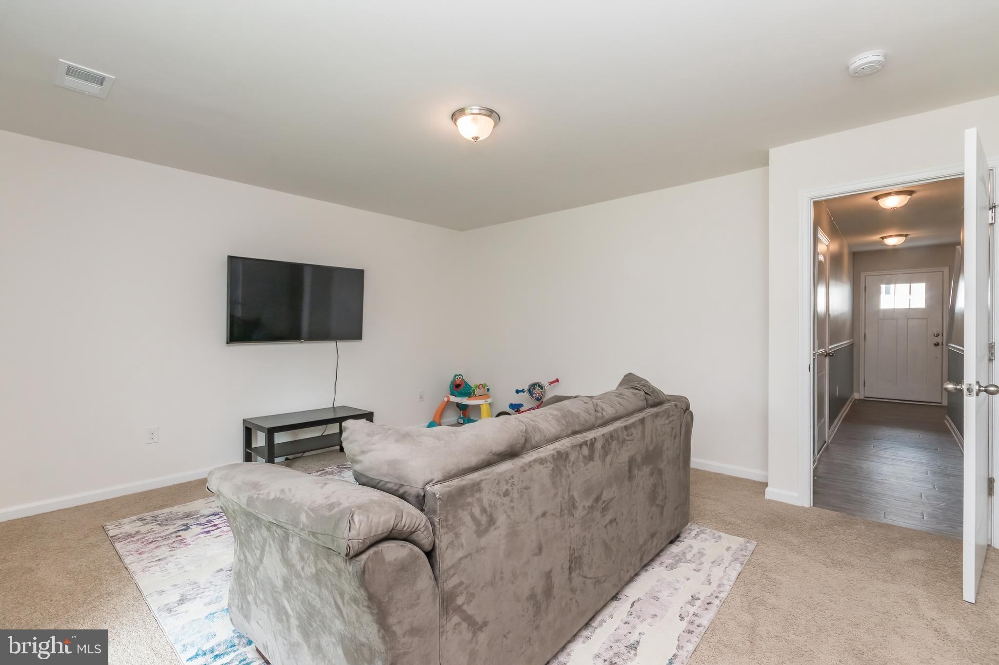 BERKELEY RIDGE - Residential