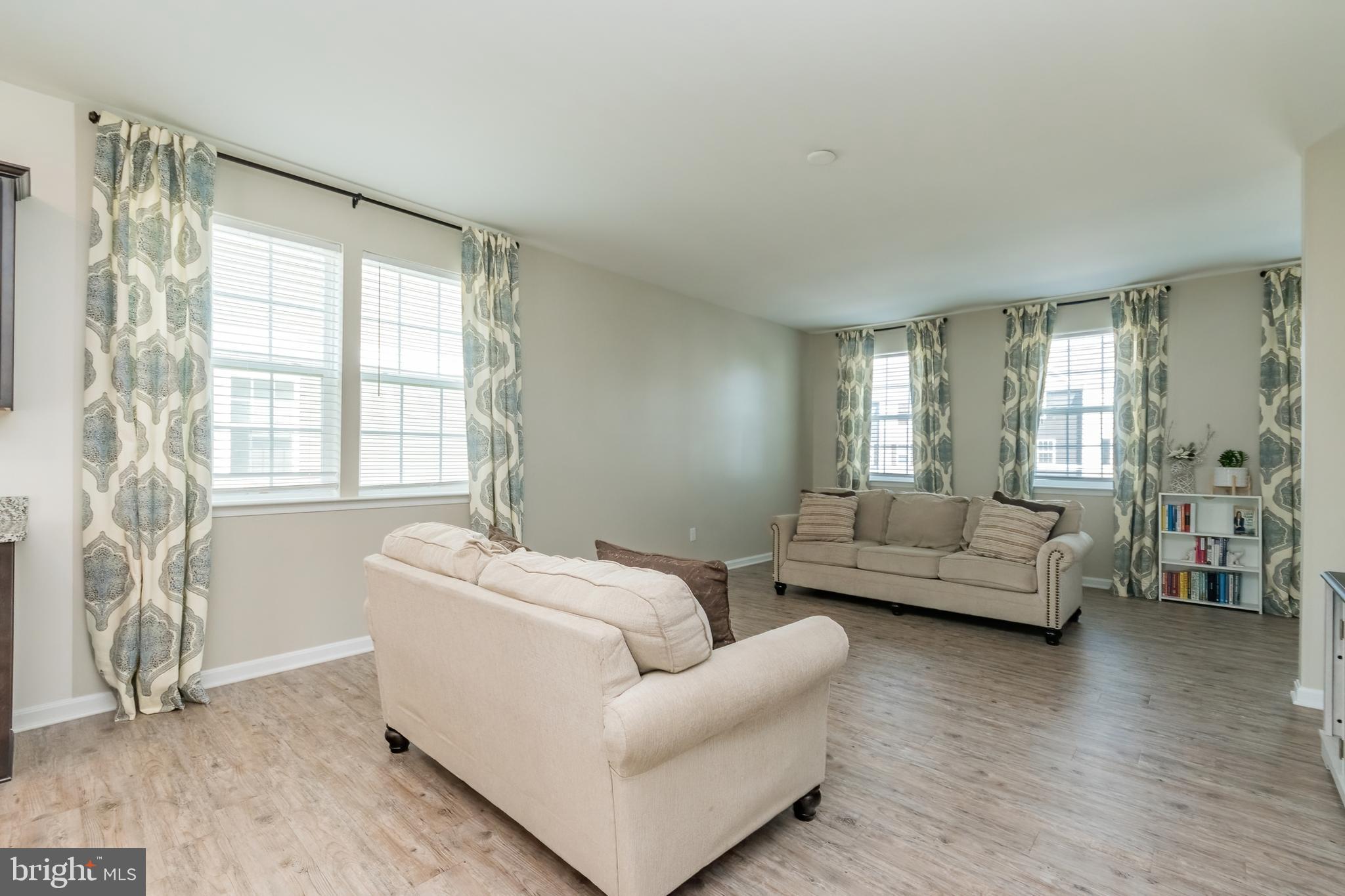 BERKELEY RIDGE - Residential