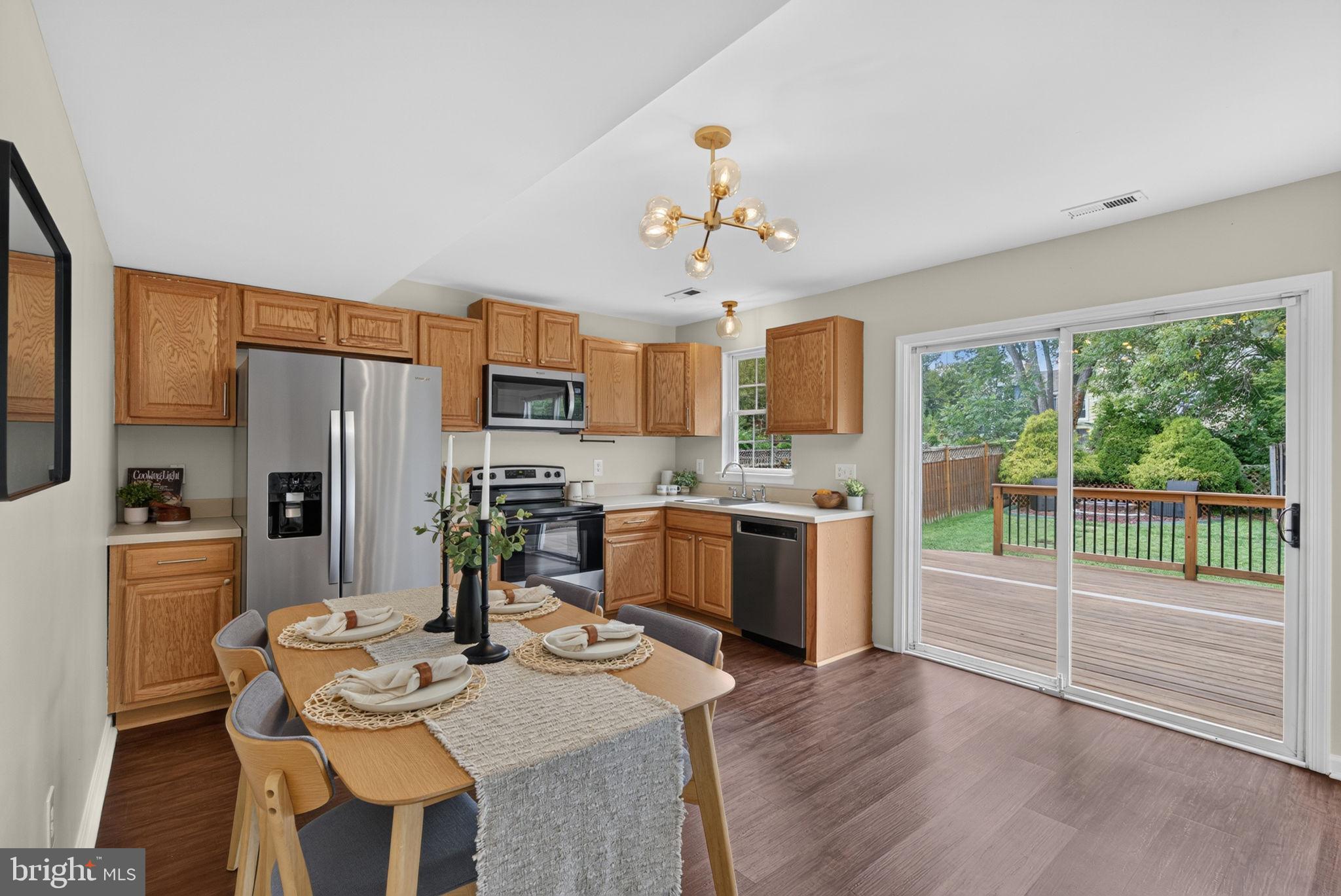 8 GLENWOOD AVENUE