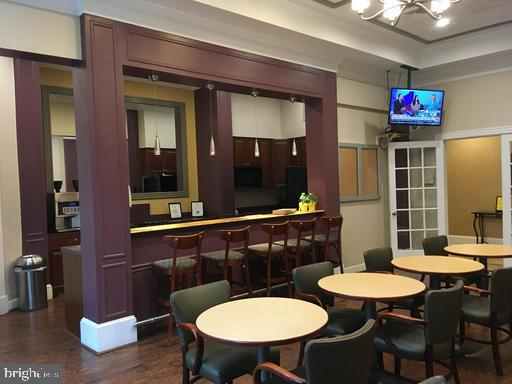 HIGH VIEW AT HUNT VALLEY - Residential